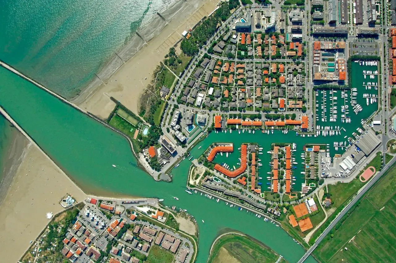 Perfect Located Residence Near The Beach With Pool Porto Santa Margherita di Caorle 0*,  Italy