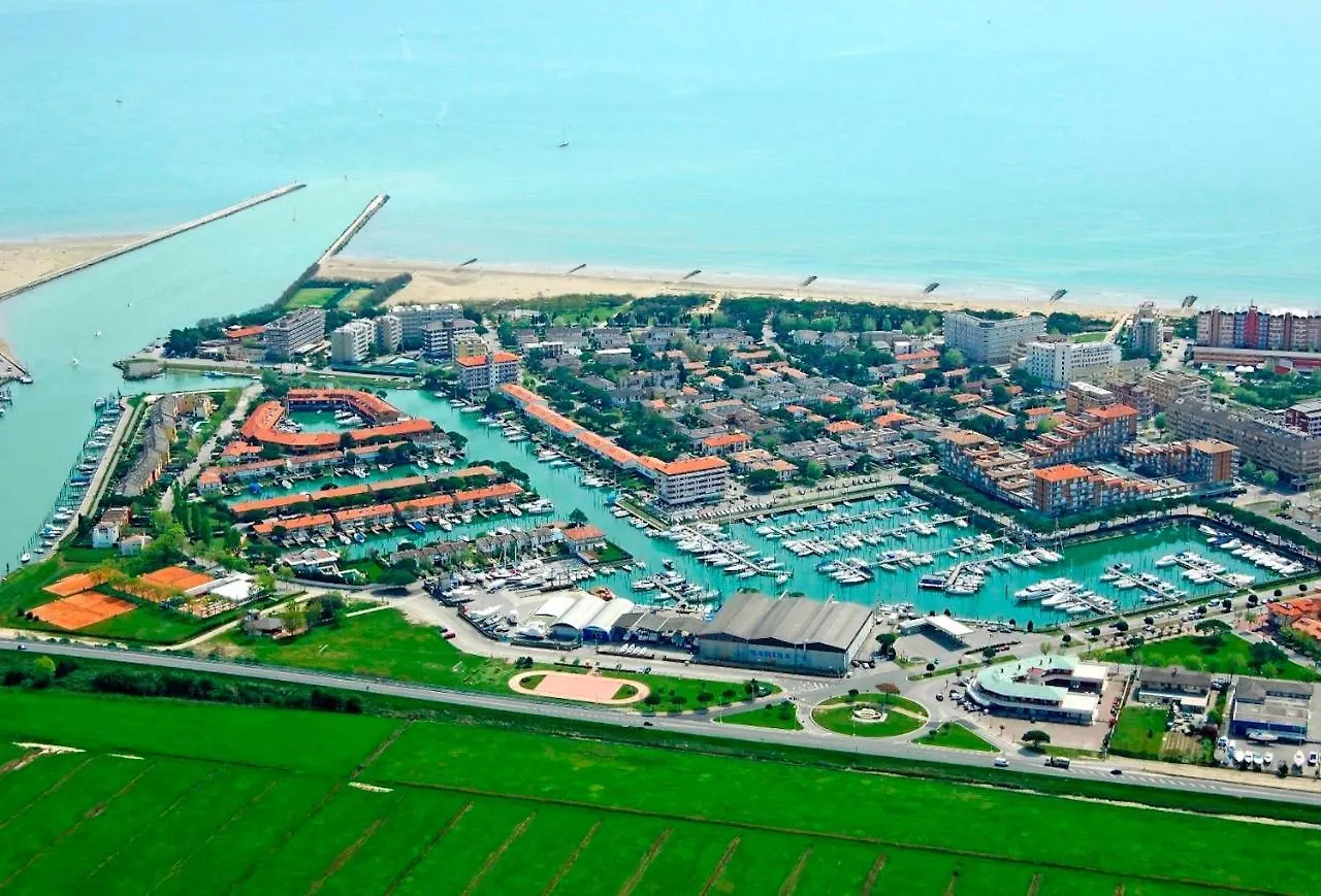 Perfect Located Residence Near The Beach With Pool Porto Santa Margherita di Caorle 0*,